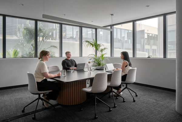 AU_MELB_PernodRicard_webview