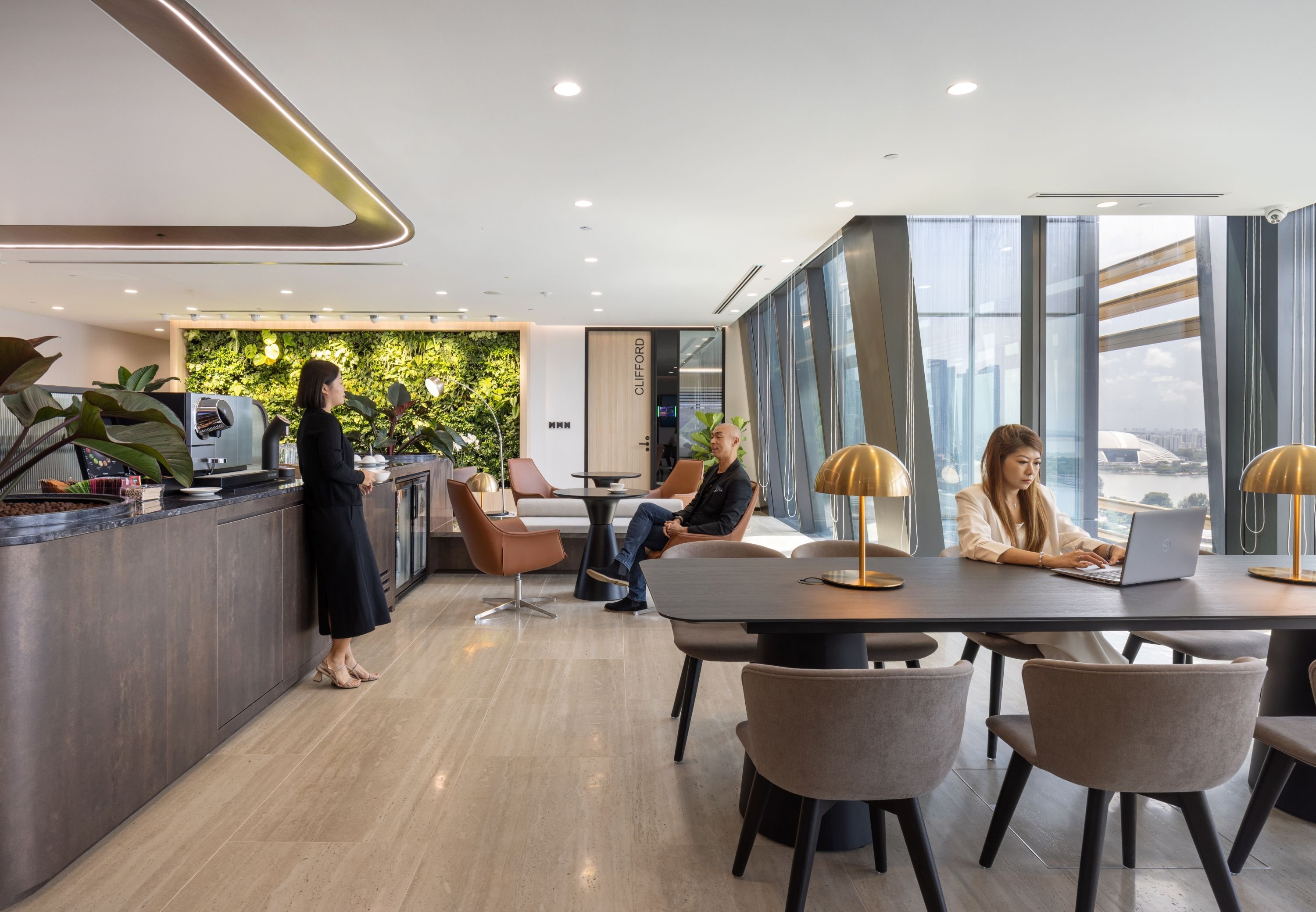 Clifford_Capital_Unispace_Finbarr_Fallon_04_resized