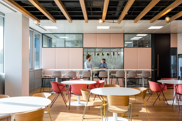 Modern office design ideas: Boston Scientific, Madrid new workplace by Unispace