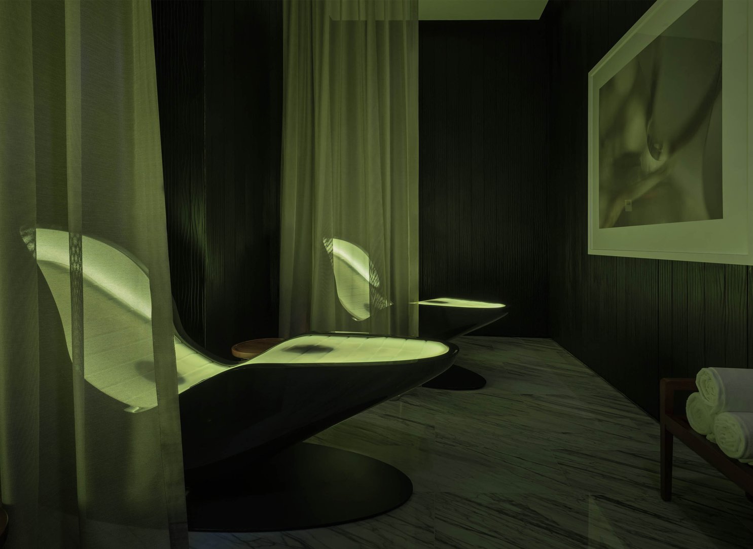 Green-chairs-Column-desktop-landscape