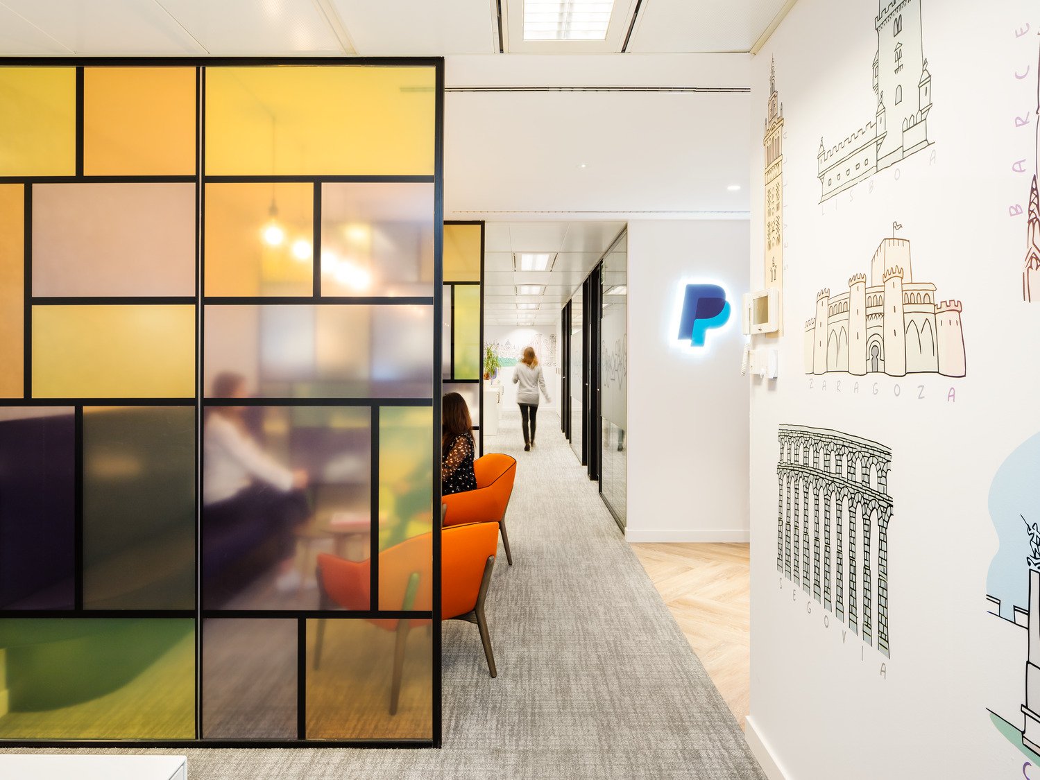 PayPal_hallway