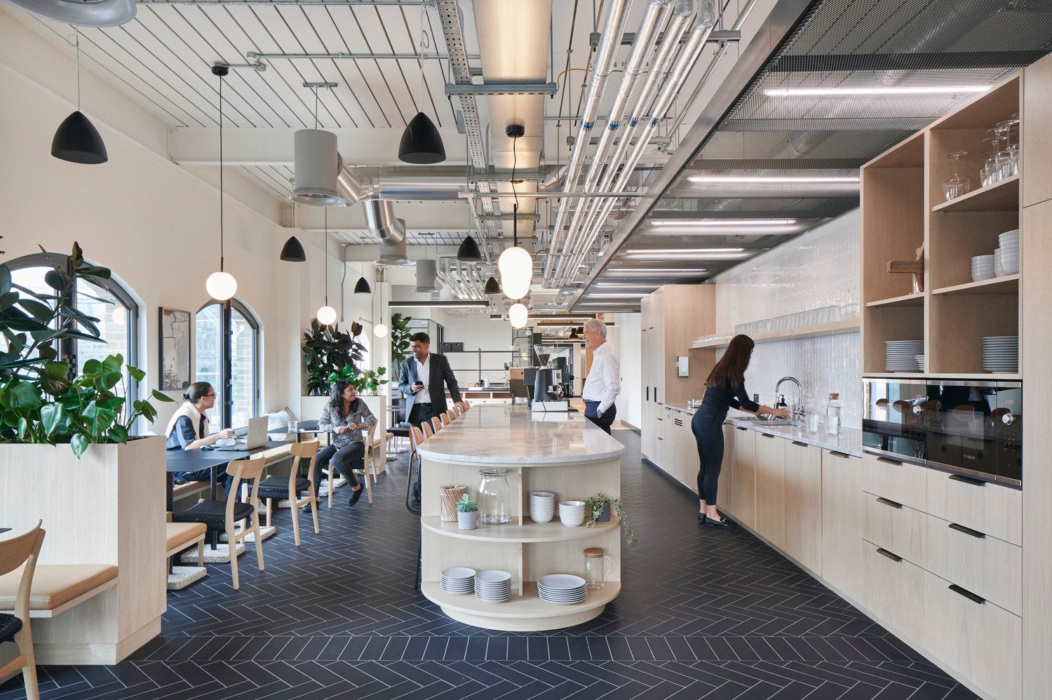 Modern office design ideas: Unispace London's new EMEA headquarters by Unispace
