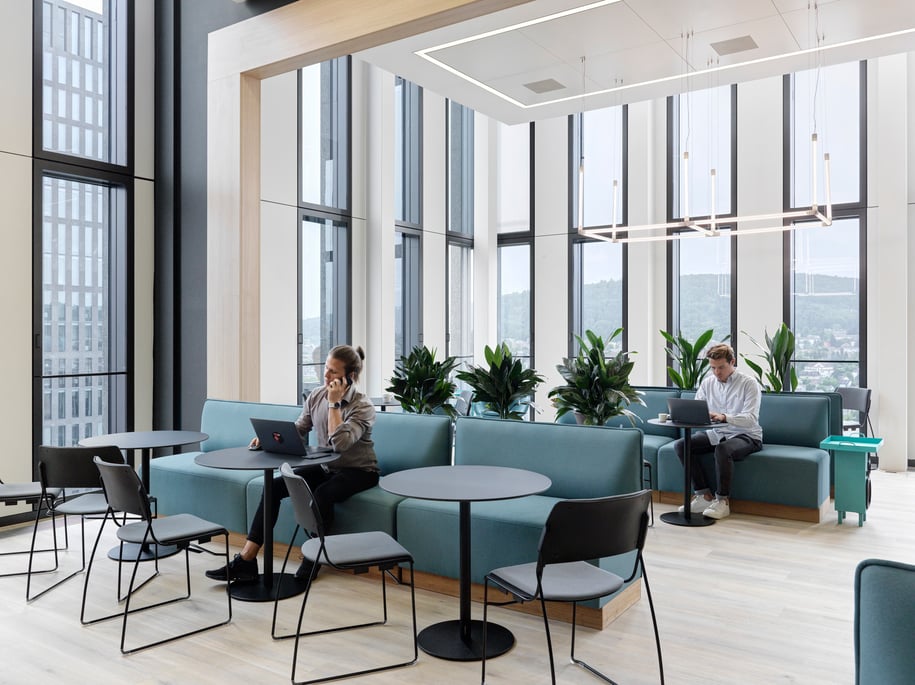 How to enable innovative technologies in their transformation of the construction sector: taking a people first approach