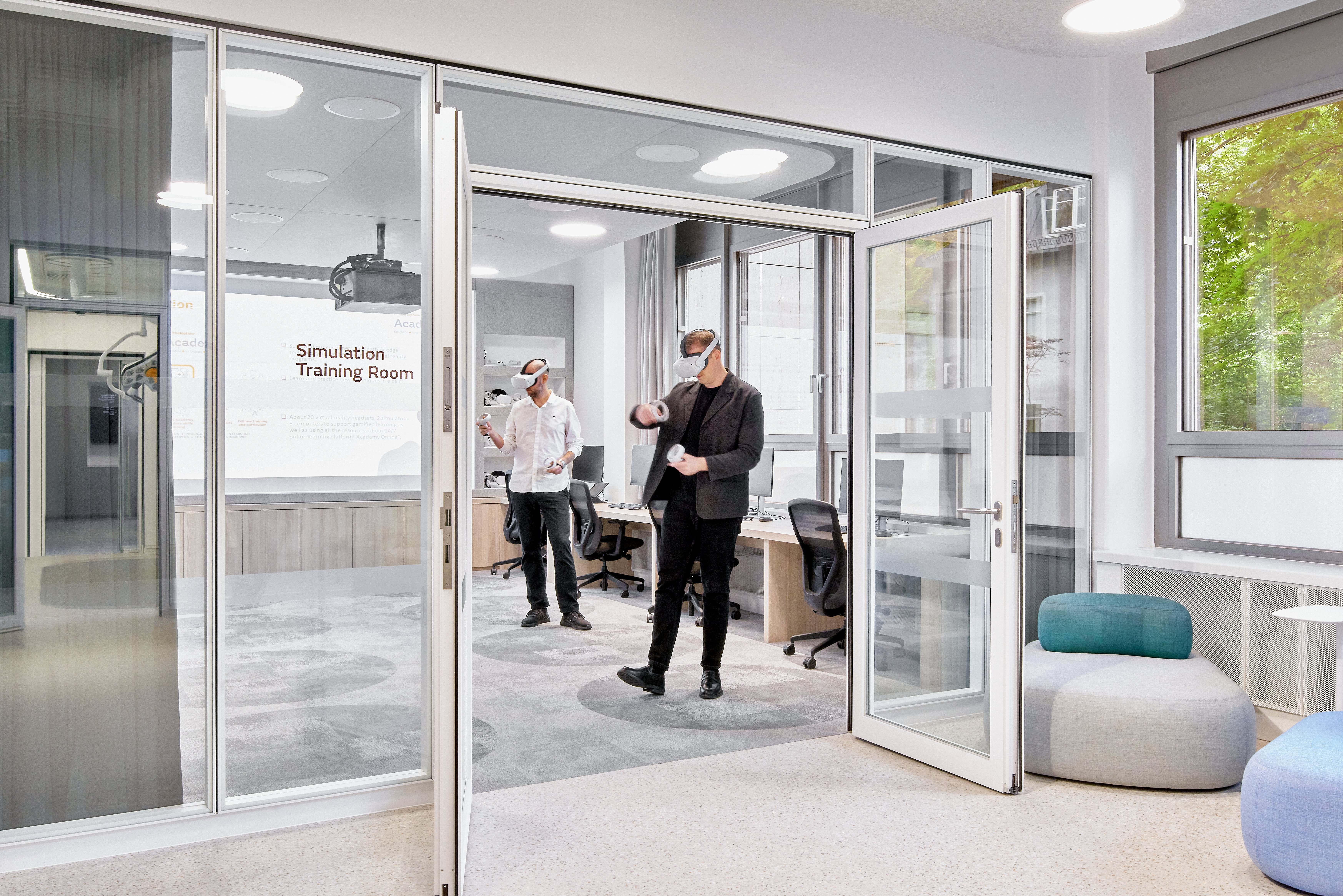 SMITH_NEPHEW_MUNICH_N100