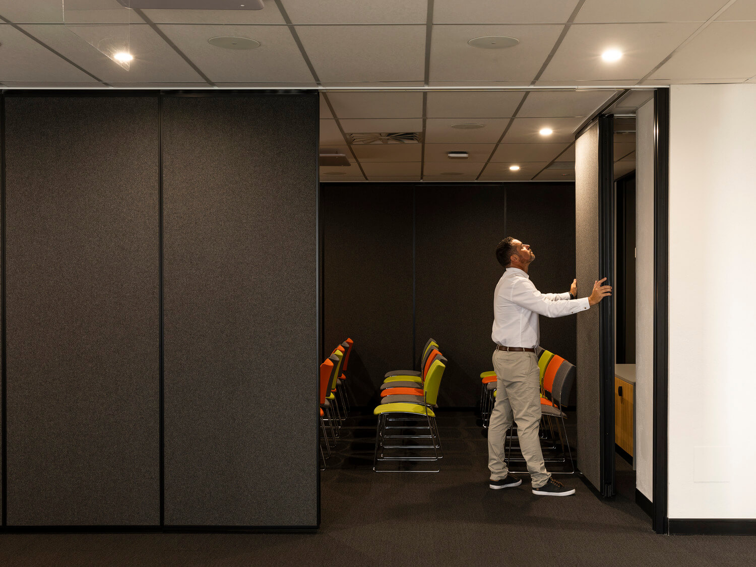 Operable walls to open up event space at CPA Auckland office