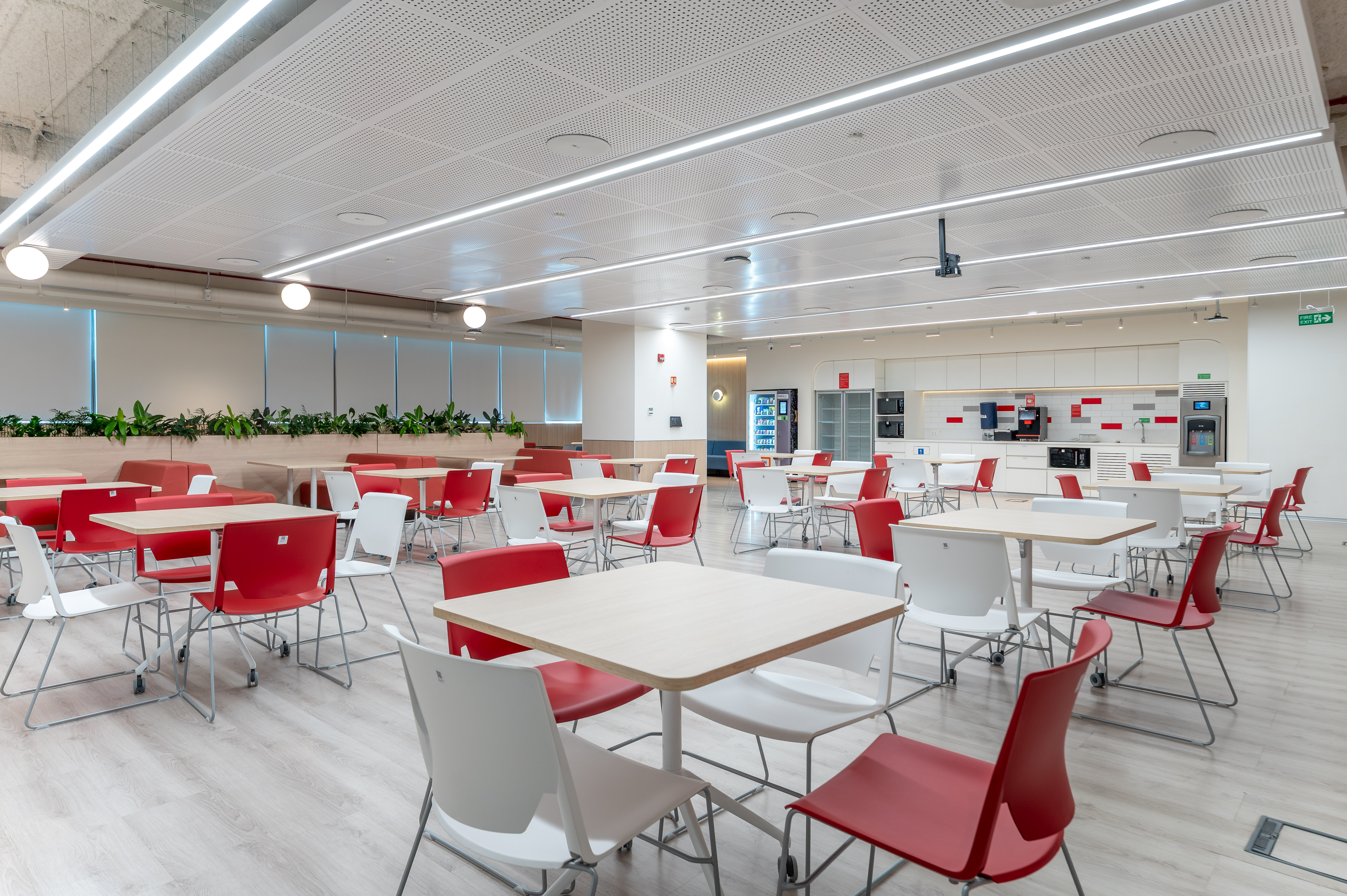 Astellas-37
