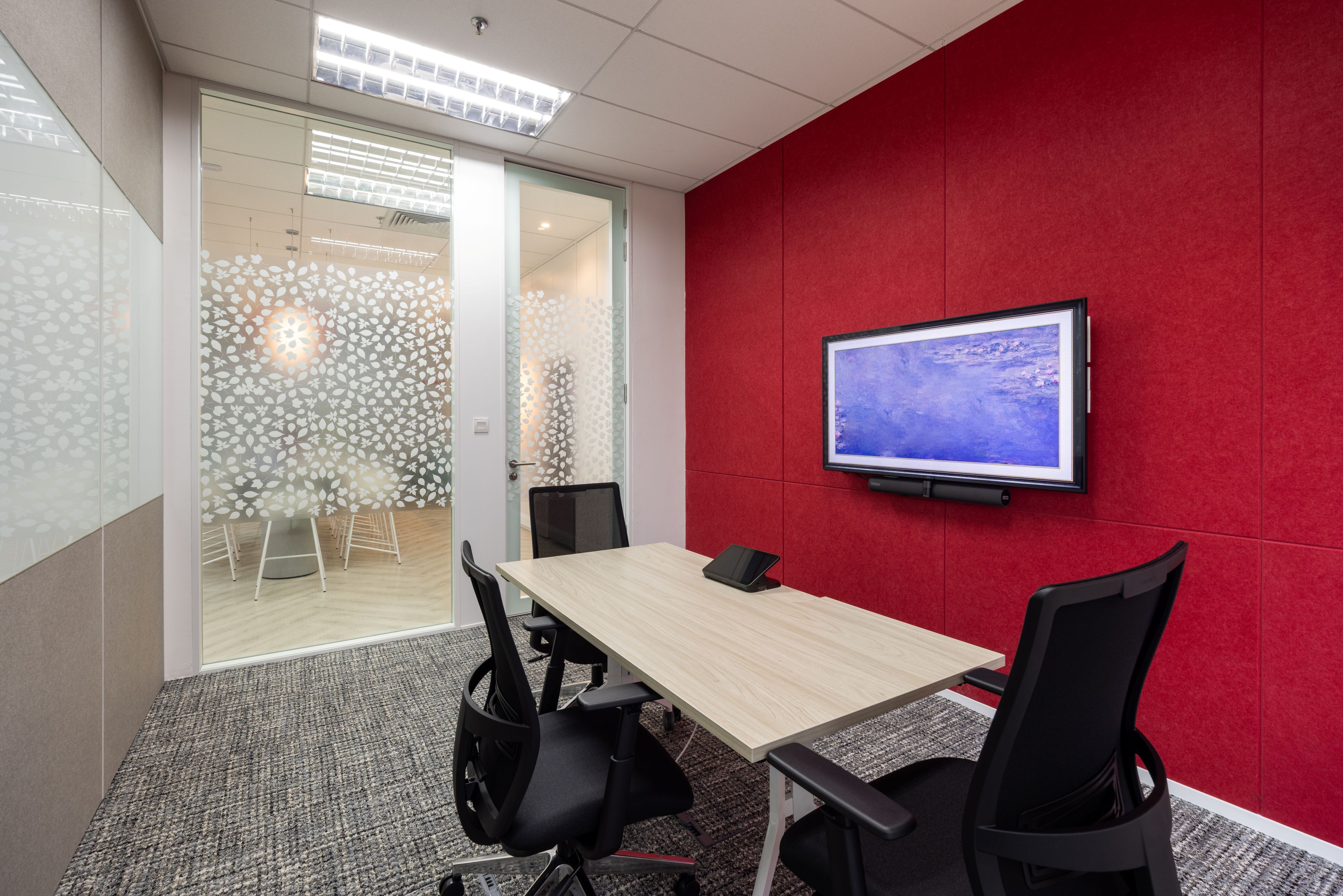 Astellas_KL_Unispace_Finbarr_Fallon_04_resized