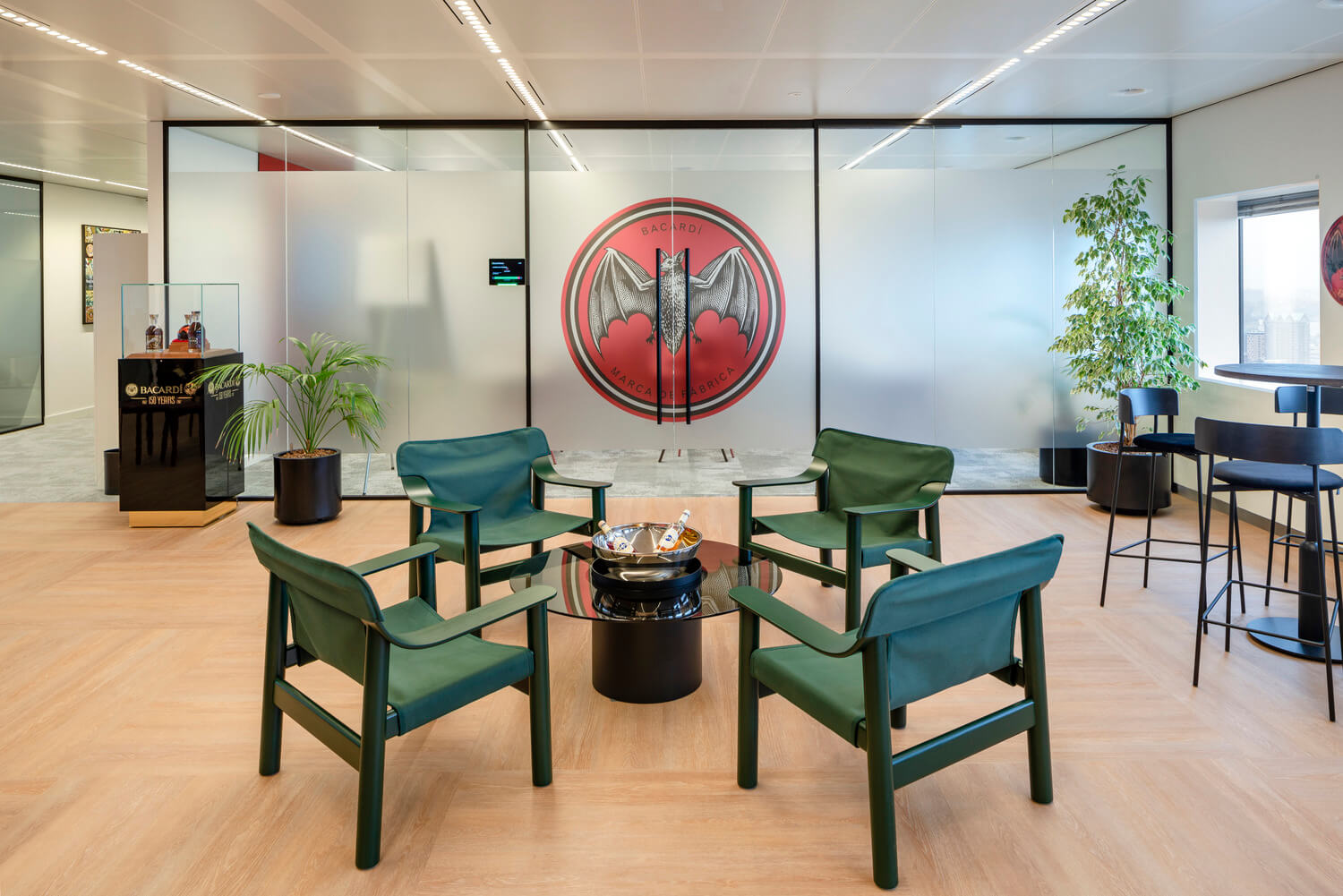 OA_BACARDI_ROTTERDAM_N21_medium