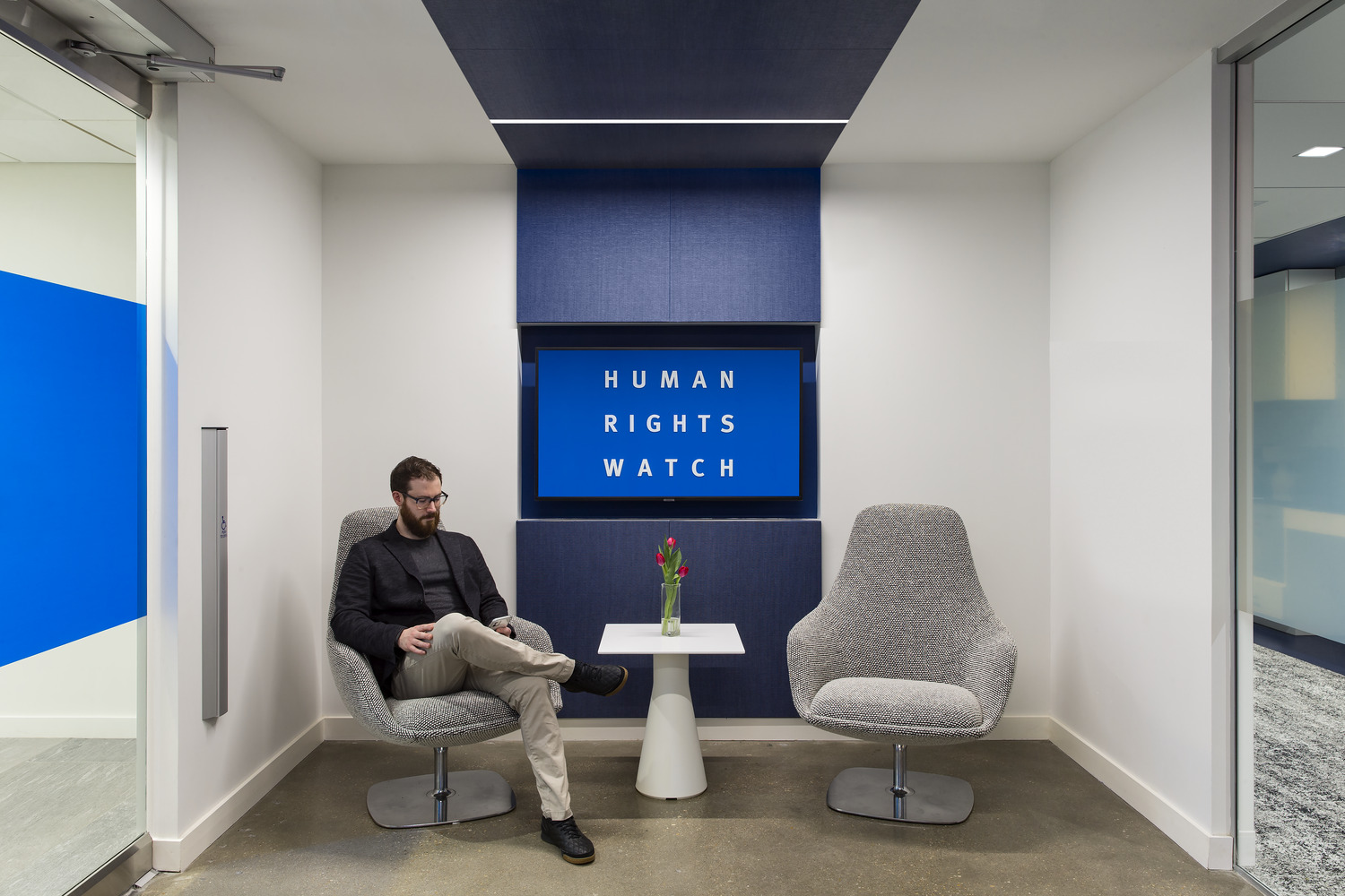 Human Rights Watch_lounge