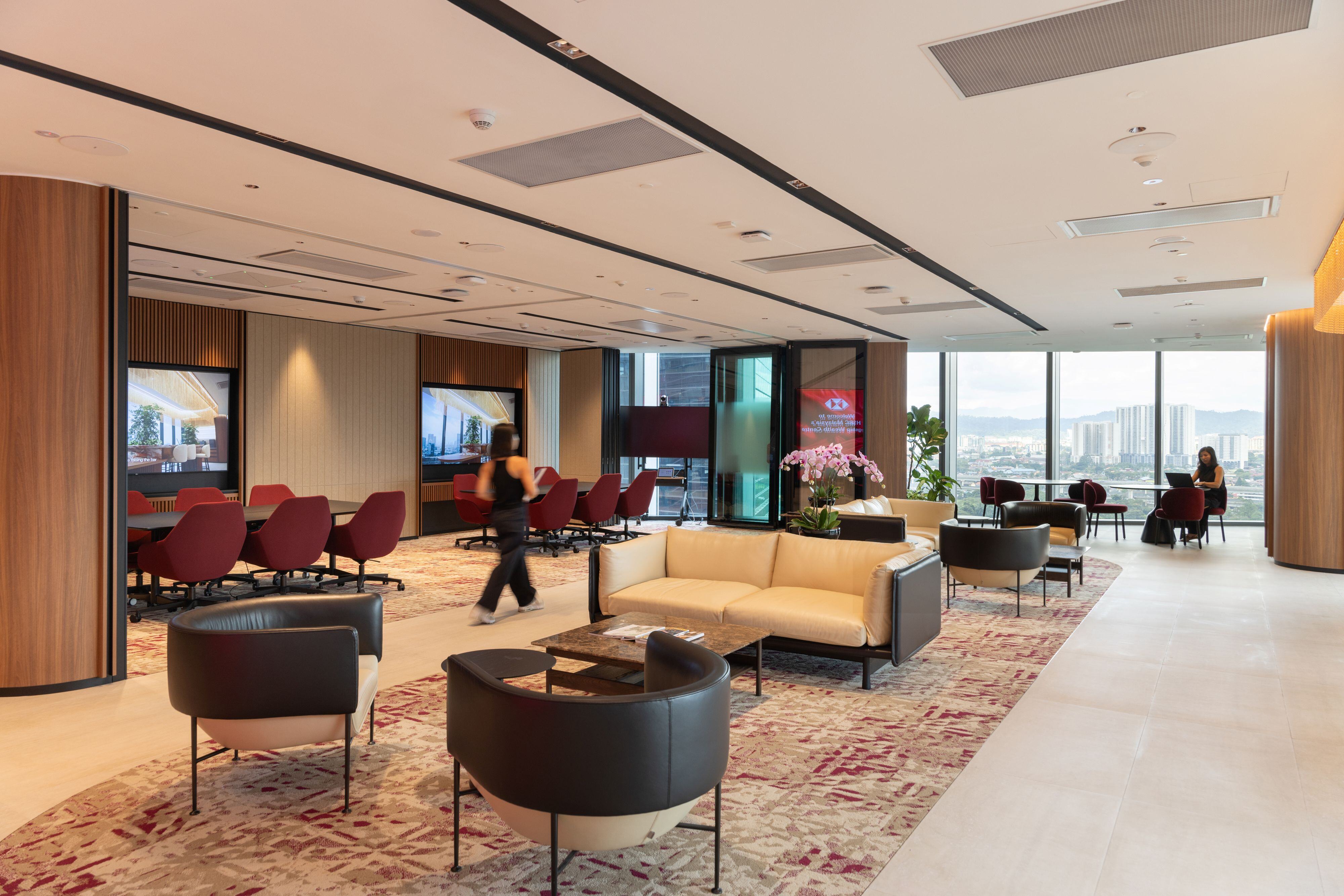 HSBC_Wealth_Centre_TRX_Unispace_11_resized