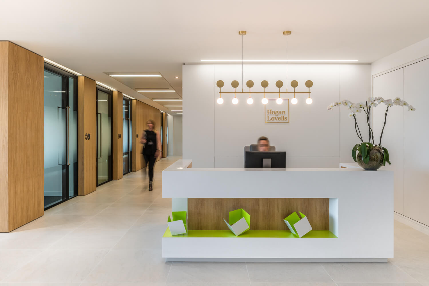 Hogan Lovells_frontdesk