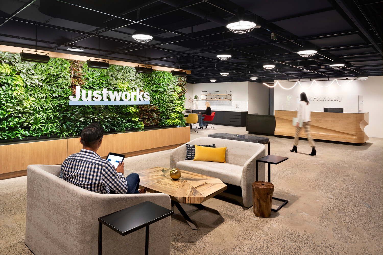 Justworks_greenwall