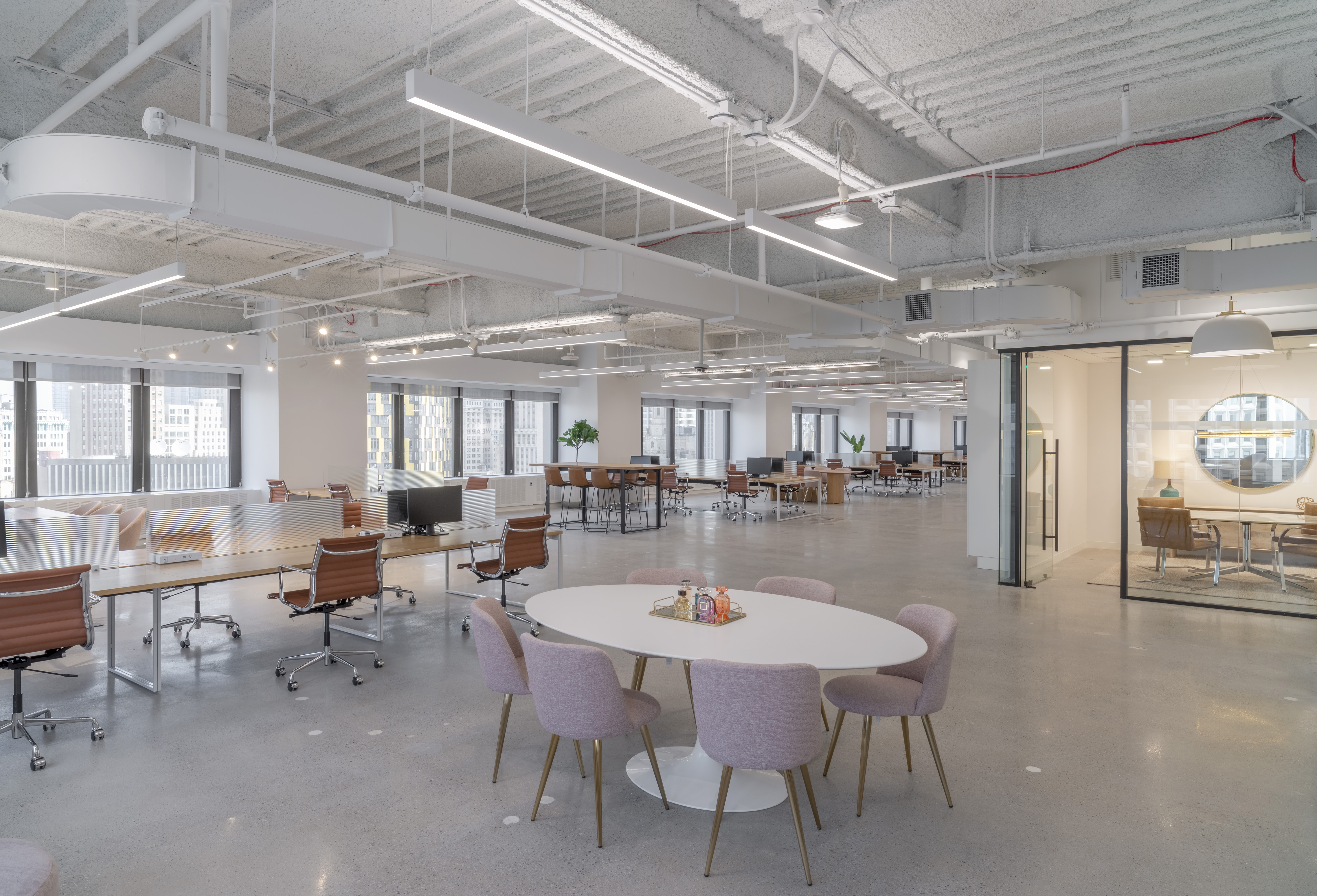 L Brands_workstations
