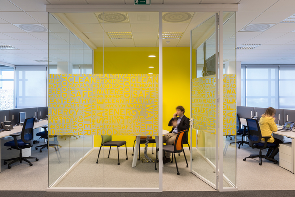 Ecolab_yellowroom