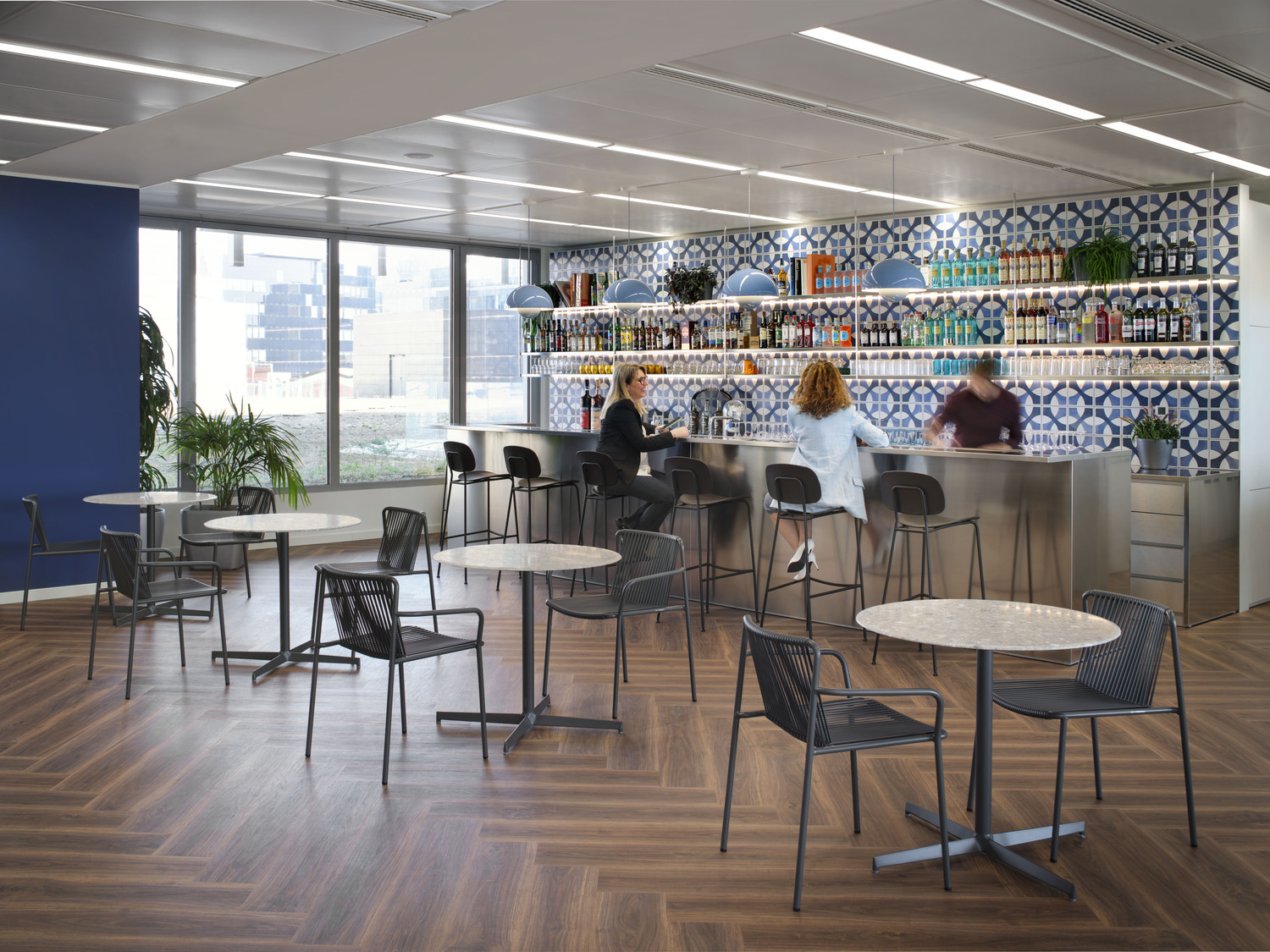 PernodRicardMilan_bar