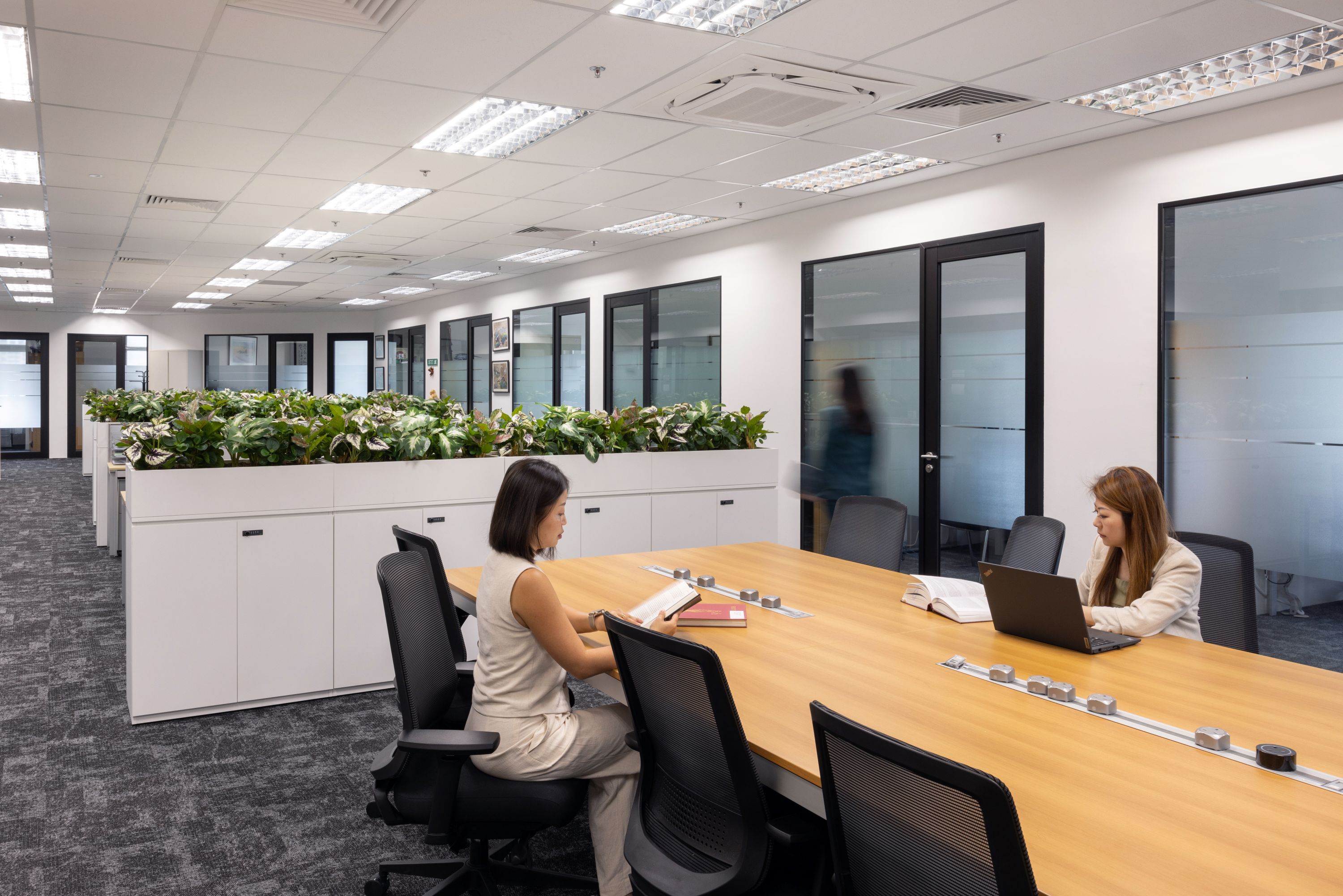 QWP_Unispace_Finbarr_Fallon_11_resized