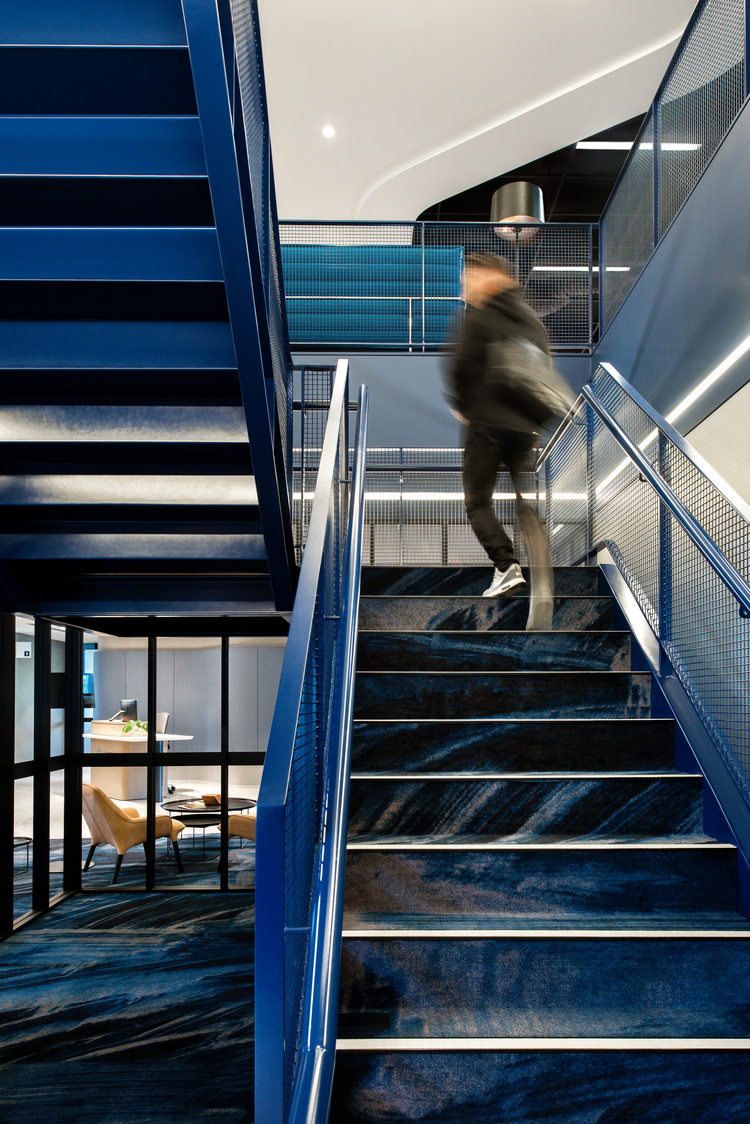 Herbert Smith Freehills_stairs