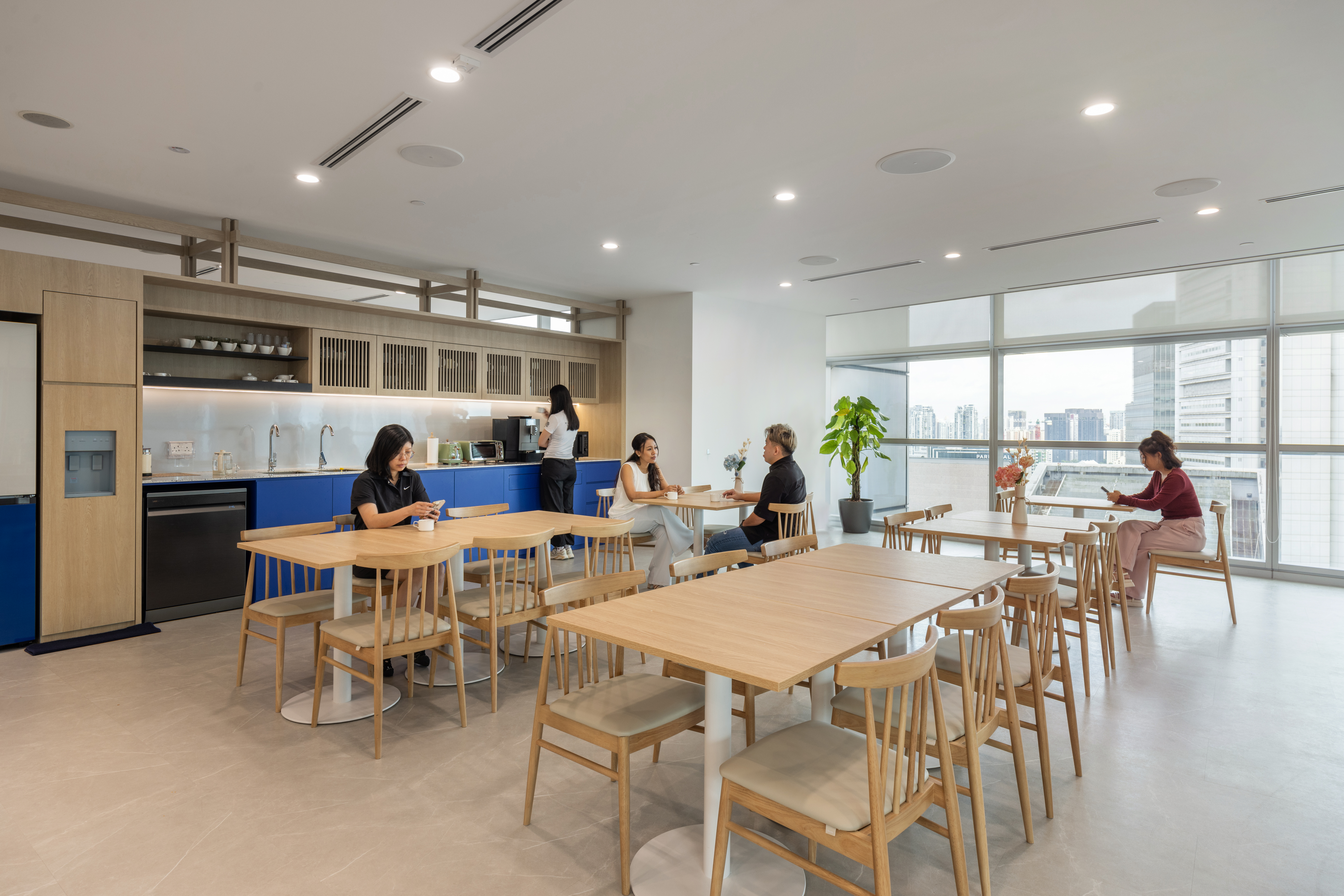 Samsung_Reinsurance_Finbarr_Fallon_05
