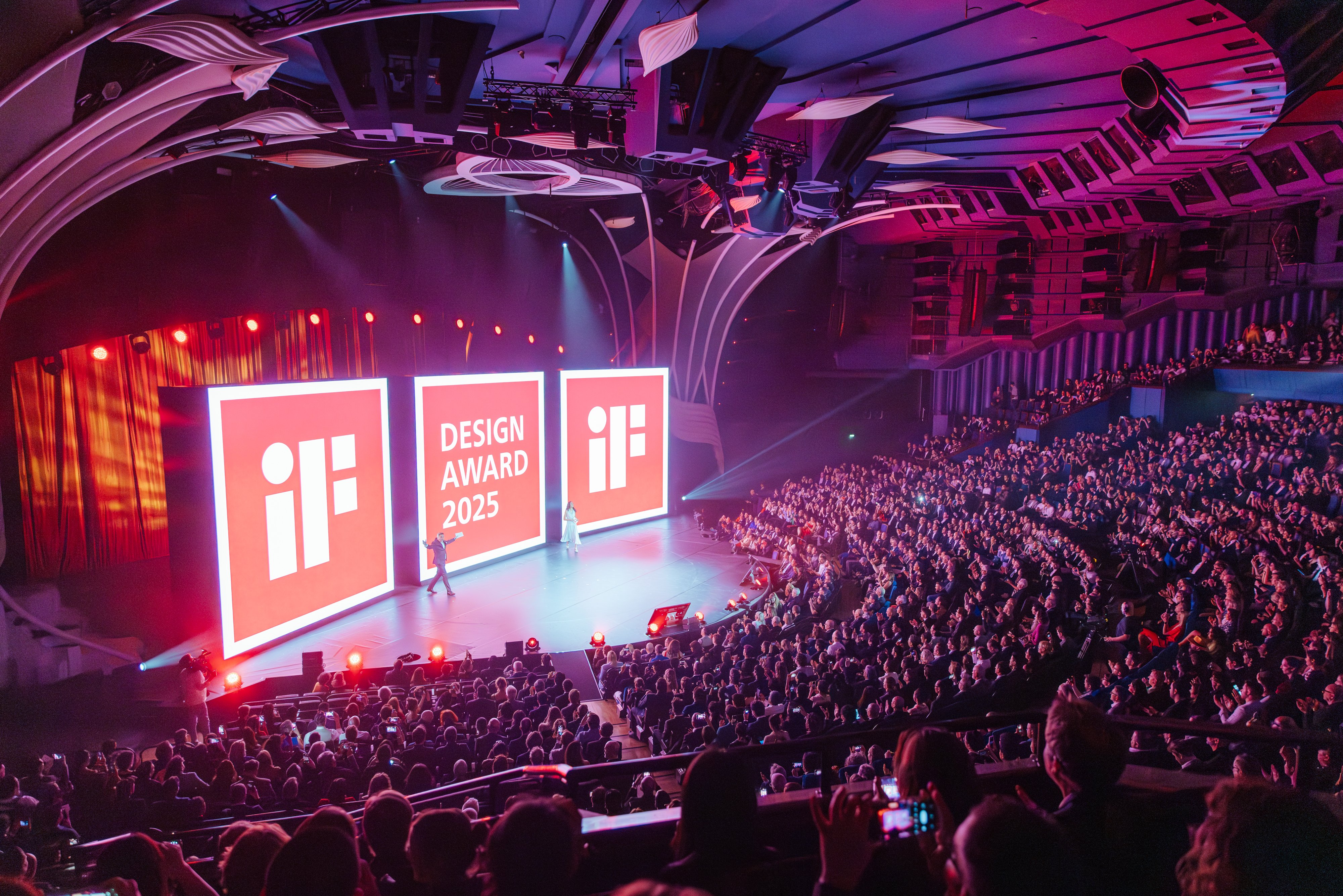 iF_AwardCeremony