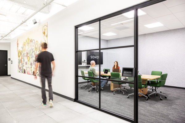 Sonos_clearglassroom